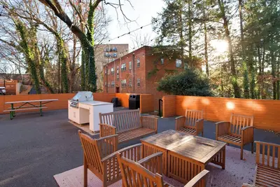 Image de Your Dc Home Base Apartments