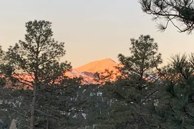 Image de Prestigious 4-bedroom home with all amenities in beautiful  Ruidoso