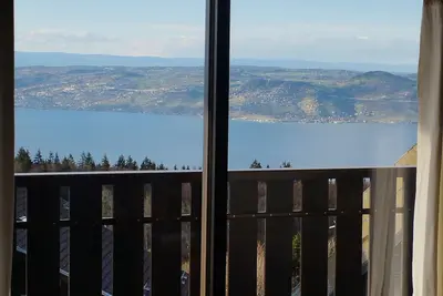 Image de Tout Schuss été comme hiver\nBâtiment le Schuss \nAppartement vue imprenable Lac