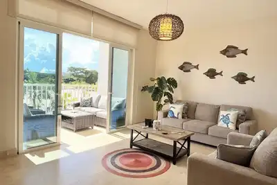 Image de 2-bedroom apartment at Marina Village