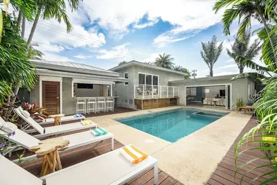 Image de Southernmost Serenity - 3 Bedroom / 2. 5 Bathroom With Pool & Outdoor Bar