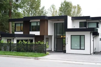 Image de Brand New: Spacious, Private & Modern 2 Br basement suite in North Vancouver