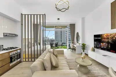 Image de Full Pool View | Gym | Zaya Jvc | Studio | Sofabed