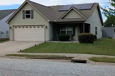 Image de 3-bedroom house in welcoming Spartanburg with WiFi, Ac