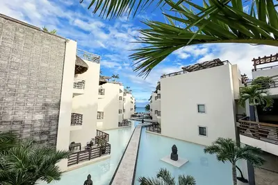 Image de 2 Bedroom Apartment in Aldea Thai Located in Mamitas Beach