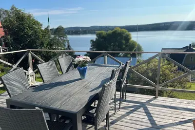 Image de Villa LakePlats: A spacious 4-bedroom house with astonishing views & free linens