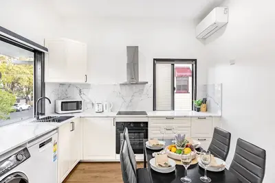 Image de Affordable 2br Unit @ Cbd near Stadium/River/Mall