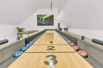 Image de Fun Filled Designer Loft Buffalo