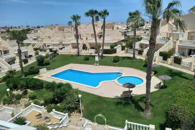 Image de Très bel appartement duplex avec une grande terasse, vue sur la piscine