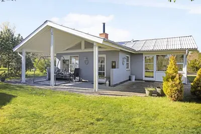 Image de \"Frido\" - 500m from the sea by Interhome