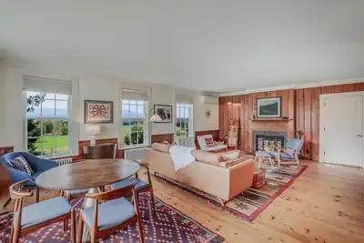 Image de Luxury Farmhouse with Stowe Views