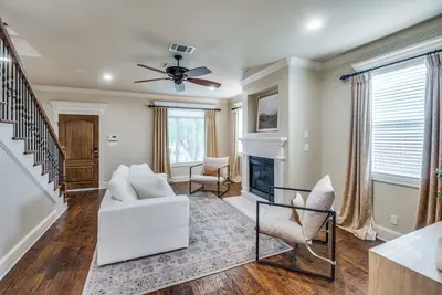 Image de New! Charming Retreat Near Dickie's Arena – Cozy & Stylish Fort Worth Getaway