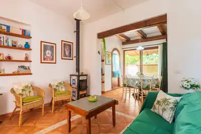 Image de Maison de vacances 'Sa Domu De Ettore' avec terrasse privée, Wi-Fi et climatisation