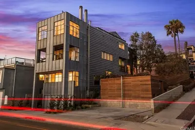 Image de Stunning 4-bedroom villa in charming Hermosa Beach Ocean View