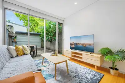 Image de Camperdown 3Br near Parks\/Hospital\/Train\/Shopping