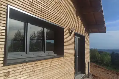 Domaine en pleine campagne avec des daims