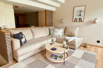 Image de Ski-in/ski-out: 2. 5-room apartment directly at the valley station in Savognin
