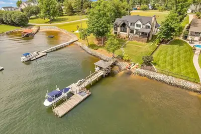 Image de New-Build Luxury Home w/Dock, Private Boat Ramp, Dogs Ok
