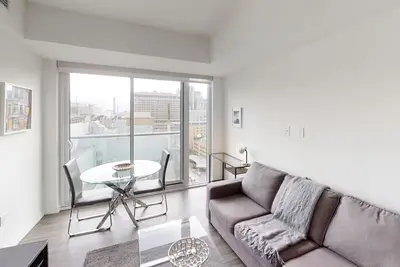 Image de Lovely 1-Br in Dt Toronto