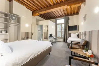 Image de Spacious Triple Room in Historic Bruges.