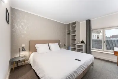 Image de Charming Room in Historic Hotel
