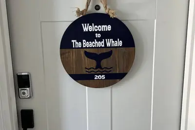 Image de The Beached Whale! 2-bedroom condo with seasonal pool access in Colonial Beach