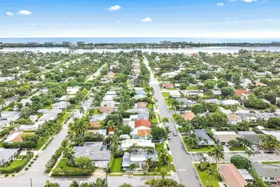 Image de Charming 2-bedroom bungalow in delightful Lake Worth Beach with Ac, WiFi
