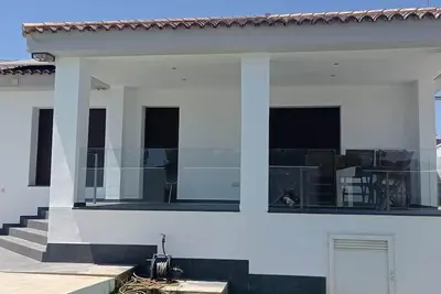 Image de Albaraka House. Swimming pool, jacuzzi and private parking very close to Seville