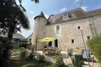 Image de Cottage à 15 km d'Amboise! Cheminée et piscine intérieure idéal pour le repos