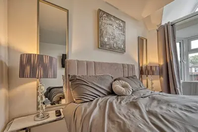 Image de 25% off stays! 1bed|near airport