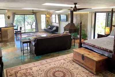 Image de Charming bed & breakfast on the slopes of Haleakala with Ac, WiFi.