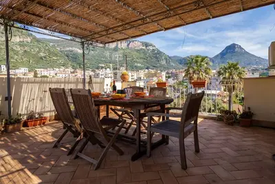 La Mela, apartment with panoramic terrace