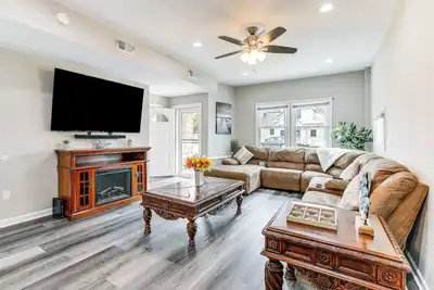 Image de 2 Blocks to Beach: Apt w\/ Grill in Ocean Gate!