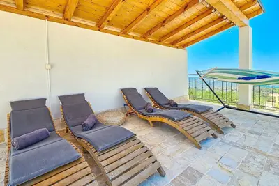 Image de Magnifique maison de vacances privée avec internet, piscine privée, climatisation, Tv et balcon
