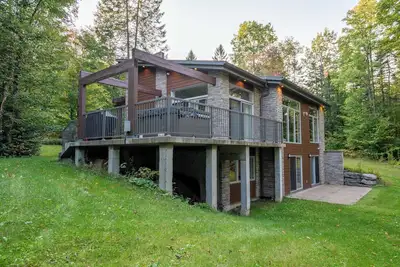Image de Domaine de la Seigneurie | Spa, Rivière et Confort