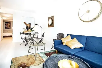 Image de Elegant condo inside Yorkville, the most attractive centre in Toronto