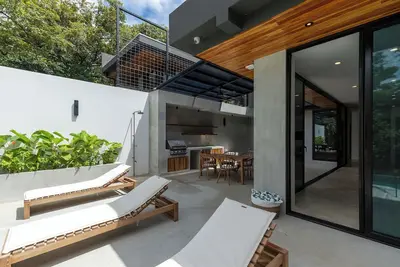 Image de Casa Ballenas – Tranquil Luxury Villa w\/ Private Pool in Guiones