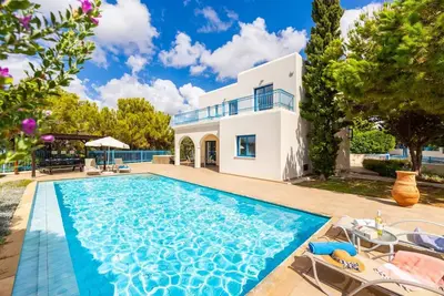 Image de Villa Ermis - Trois Chambres Villa, Couchages 7