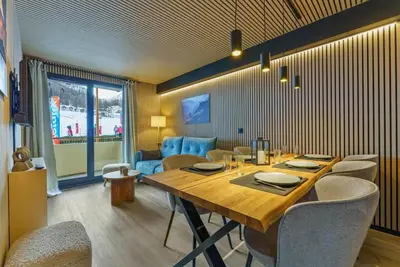 Image de Centre station, 1er étage, vue pistes de ski, remise en forme, piscine, sauna, balcon, télévision