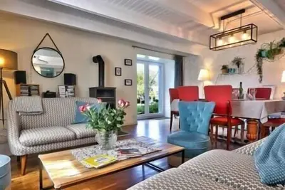 Image de Maison avec Jardin, Terrasse, bar, baby foot 4-6 pers