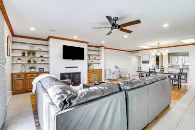 Image de Walk to Paradise Hills Golf Course: Condo w/ Patio