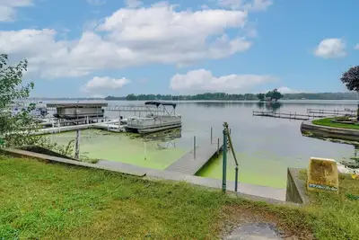 Image de Webster Lake Home w/ Patio ~ 3 Mi to Town!