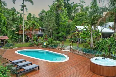 Image de Group Accom | Pool | Spa | Pool Table | Firepit