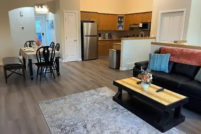 Image de ❤️ Park View, King Bed, Bright, Modern, Fully Stocked