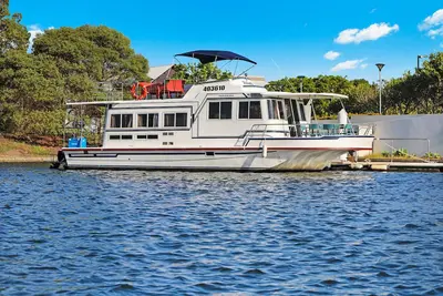 Image de Sunshine Coast Houseboat Holidays