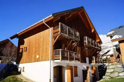 Image de Wohnung im Chalet in der Nähe der Pisten und Skischule