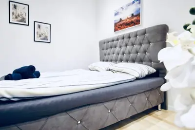 Comfy 4br Apartment with Terrace in Great location
