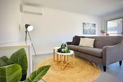 Image de Entire home in Edmondson Park, Australia