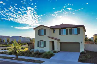 Image de Roseville 5-Beds 3-Baths Family-Friendly Gem