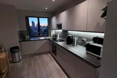Image de 3Br-3Bath-Central London-Parking-PetsOK-Fireplace